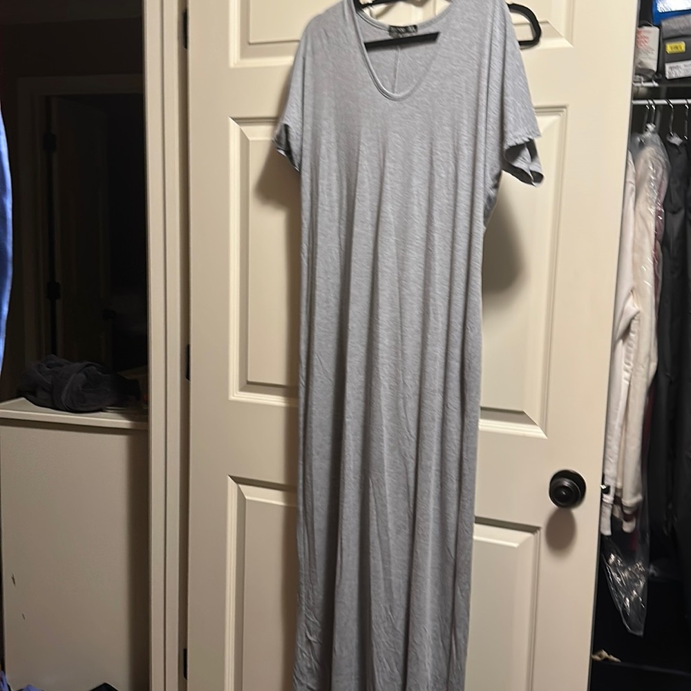 Maternity maxi